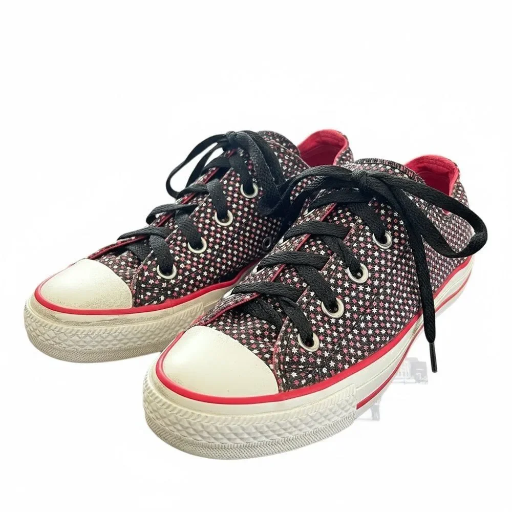 Converse Black and Red Sneakers M4W6 - Picture 2 of 9